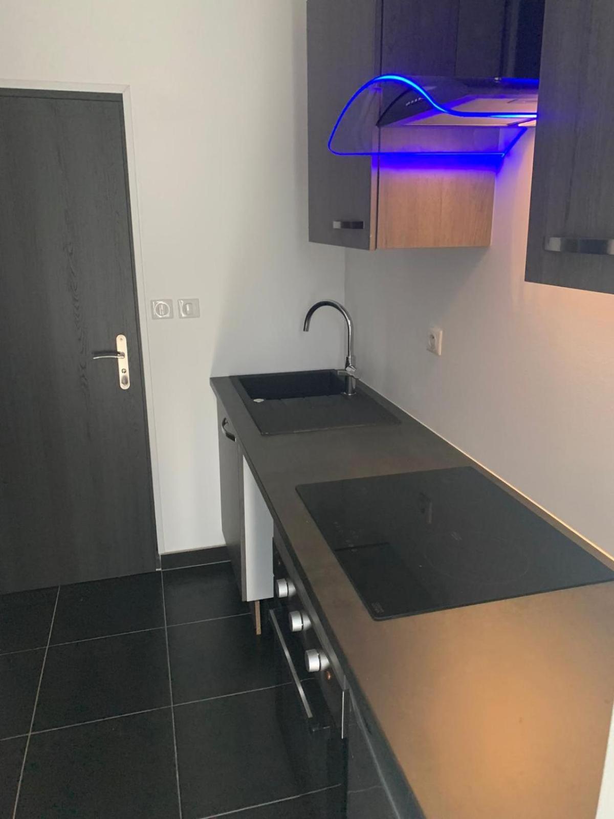 3 Jolies Pavillons Type Apartment